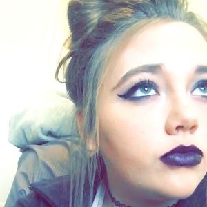 Meet your Posher, Tabatha
